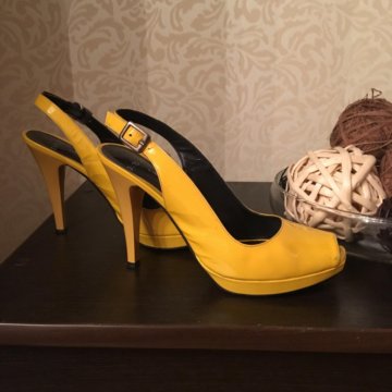 Босоножки, 37 р.