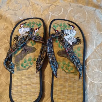 Новые сланцы шлепанцы из вьетнама 39 размер