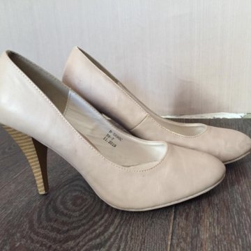 Женские туфли ????