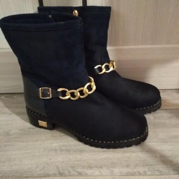 Зимние,темно синие,замша