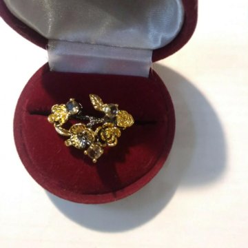 Кольцо дизайнерское 18 размер.