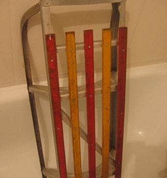 Отд: Мужская куртка, санки кукольные