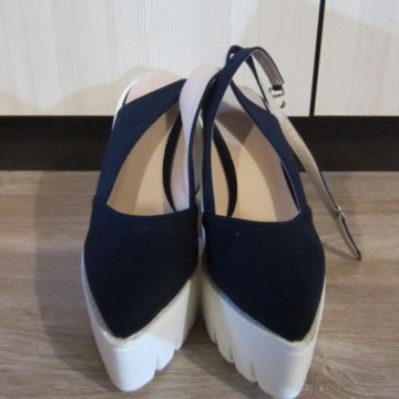 Босоножки средний каблук синий цвет