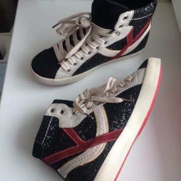 Кеды/кроссовки Yamamay 35