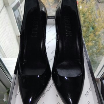 Туфли Loriblu 37 размера