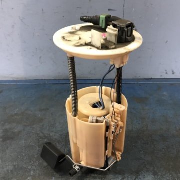 Бензонасос на аутлендер 3, 2. Топливный насос outlander xl. Топливный насос аутлендер хл 2. Бензонасос мицубиси аутлендер 2. 4.