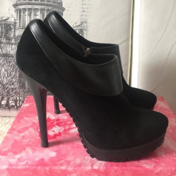 Ботильоны замшевые