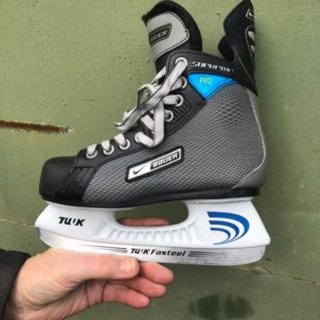 Коньки найк Bauer Supreme Pro