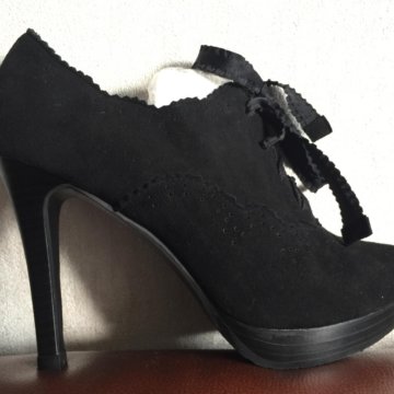 Срочная продажа! Новые ботильоны