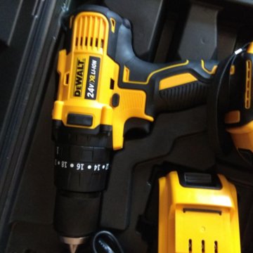 Деволт 24 вольта. Шуруповерт DEWALT 24v ударный. Шуруповерт DEWALT 36v. Шуруповёрт аккумуляторный ДЕВОЛТ 36 вольт. Шуруповёрт ДЕВОЛТ 12 ампер.