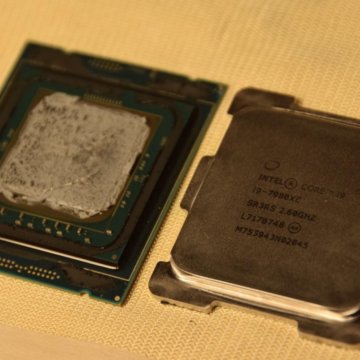 Intel xeon e5 2666 v3. Процессор Intel Core i7 скальпирование. Скальпирование Intel e5400. Xeon e5 v3 скальпирование. Xeon e5 без крышки.