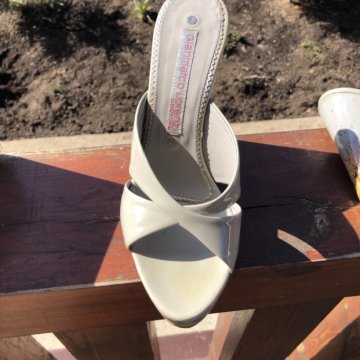 Сабо лаковые, оригинал