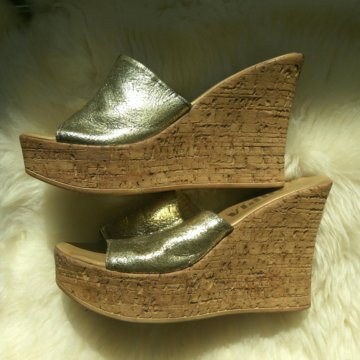 Сабо золотые на платформе 39р