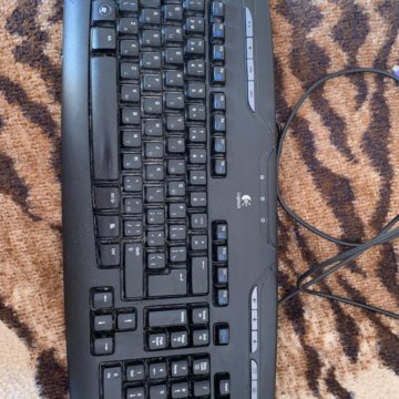 Клавиатура Logitech