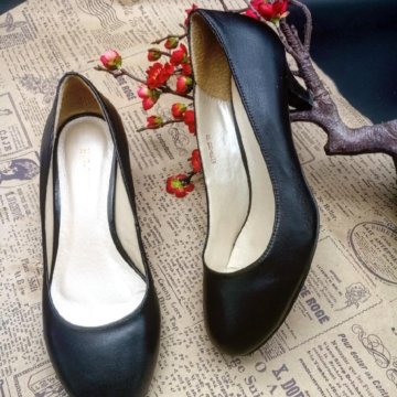 Туфли кожа 39 размер новые