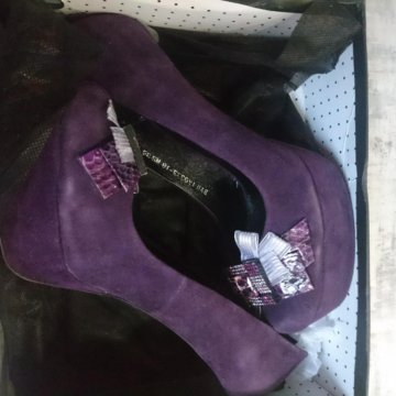 Праздничные туфли женские