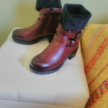 Ботинки женские