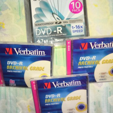 DVD R