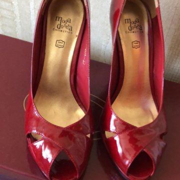Туфли Moda Donna новые!!