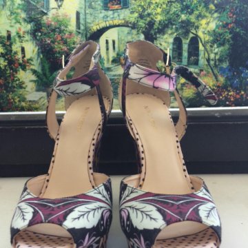 Босоножки Nine West