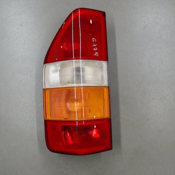 Задние фонари спринтер классика. Мерседес спринтер 2019 задний фонарь. Стекло заднего фонаря мерседес т1. Мерседес спринтер 2019 задний фонарь. Фонарь задний мерседес спринтер левый.