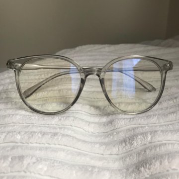 Очки прозрачные