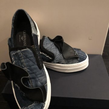 Слипоны женские Guardiani 37