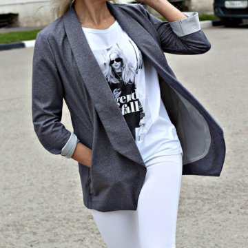 Белая футболка с пиджаком женские