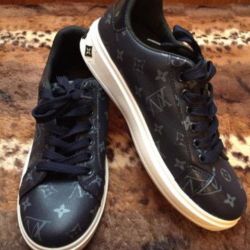 новые кеды кроссовки