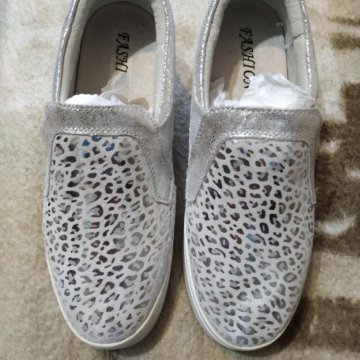 Слипоны женские