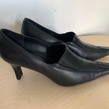 Туфли ЭССО размер 40