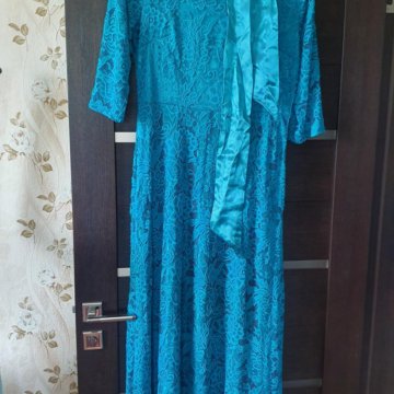 Платье гипюровое длинное