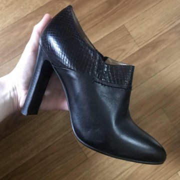 Кожаные ботильоны respect