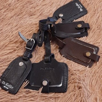 Кожанные бирки на багаж