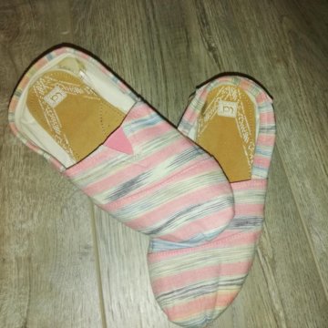 Отдам тапочки р. 36