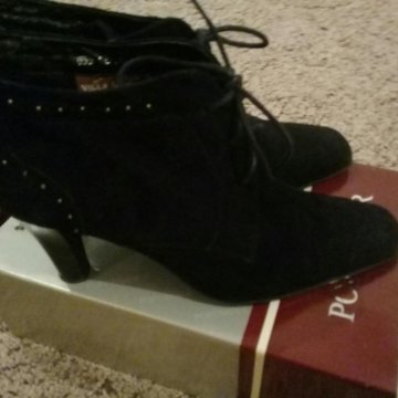 Ботинки женские.