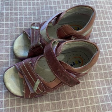 Сандалии р 24 кожа