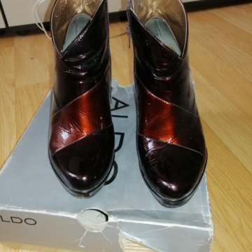 Aldo ботильоны лак