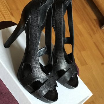 Туфли женские