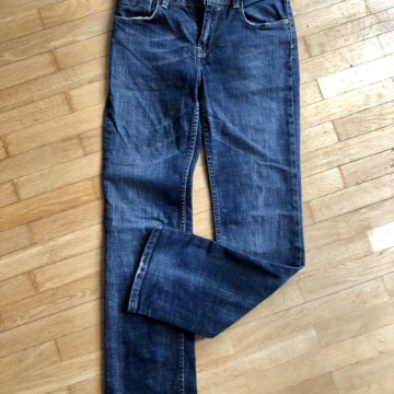 levis 474 loose fit