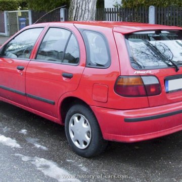 nissan almera 1995 хэтчбек