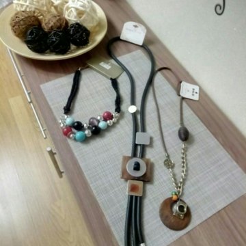 Бижутерия,Бесплатно,новая, с бирками