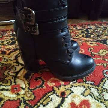 Ботиночки.