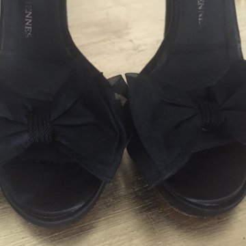 Босоножки Les Topinniezinnes