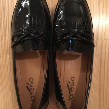 Лоферы новые Janessa, р.39