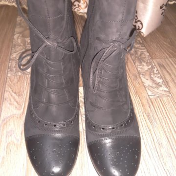 Новые демисезонные сапоги