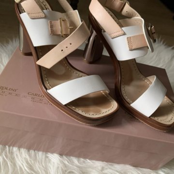 Босоножки новые Carlo pazolini