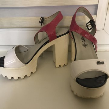 Босоножки 37р