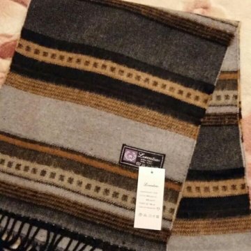 Шарф. Палантин. Новый. Италия