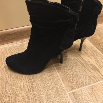 Ботинки женские Calipso нат замша на р-р 39-39,5